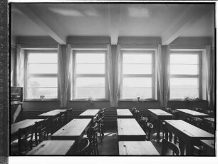 Schule Alstertal (Erdkampsweg) (Hamburg-Fuhlsbüttel): Klassenraum : SchumacherWV Nr. 266