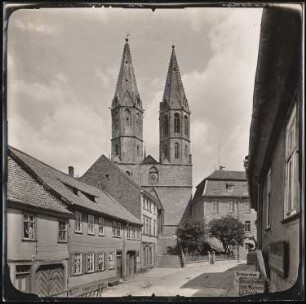 Liebfrauenkirche, Heiligenstadt: Teil der Westfront