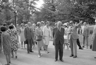 Besuch der Bonner "Vereinigung der Staatssekretäre" auf der Bundesgartenschau in Karlsruhe.