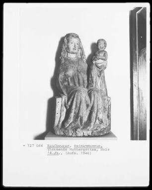 Thronende Muttergottes