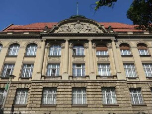 Hauptzollamt; Berlin, Pankow