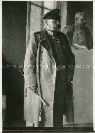 Paul von Hindenburg im Atelier