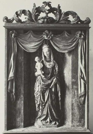 Schrein mit Maria