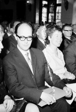 Freiburg: Kaufhaus, Peter Förtig, mit Urkunde