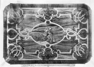 Tischplatte, um 1715/1720 : Tischplatte. Holz, furniert, Intarsien (um 1715/1720). Moritzburg, Schloss, 2. Etage, Nummer 1, Wohnzimmer