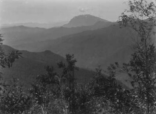 Berglandschaft : Blick über eine Berglandschaft.
