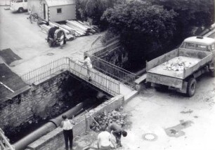 Blick auf die kleine Brücke vor dem Abbruch / Aus der Sammlung Starke. Detmold. Friedrichstr. Papierabzug