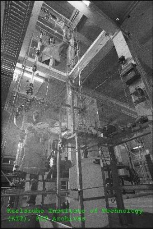 Pilotanlage zur elektrochemischen Schadstoffoxidation (PESO) des Instituts für Heiße Chemie (IHCh)