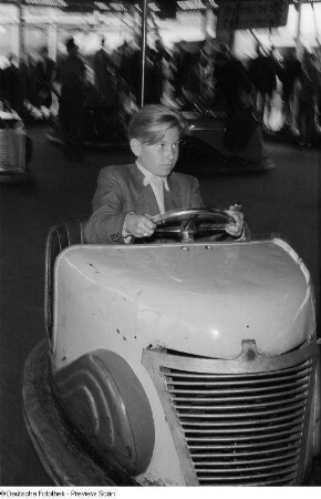 Autoscooter auf der Kleinmesse am Cottaweg