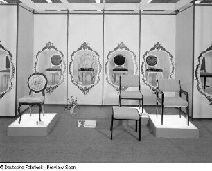 Rokokostuhl : Ausstellungskoje mit Stühlen (1976; VEB Stilmöbel Neuhausen)