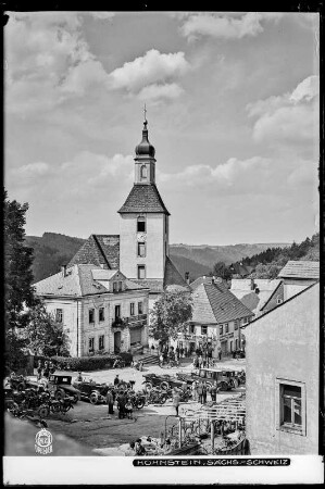 Hohnstein, Straßenansicht mit Blick auf Kirche