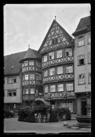 Marktplatz 12 (Cafe Hahn)