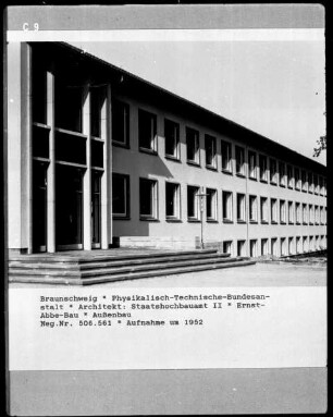 Physikalisch-Technische-Bundesanstalt — Ernst-Abbe-Bau mit Institut für Physik