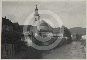 Ortsansicht Landeck mit katholischer Kirche