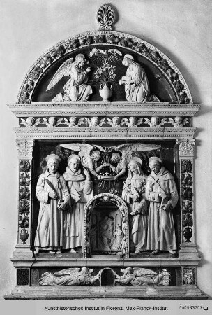 Retabel - Altare dei Gigli