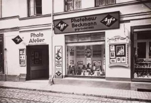 Photo-Atelier und Photohaus Beckmann : Bad Doberan, Alexandrinenstraße 4 (heute: Mollistraße), Photo-Atelier und Photohaus Beckmann, gegründet 1860