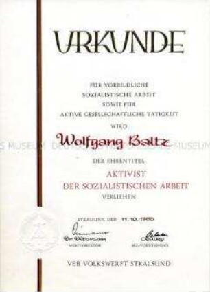 Urkunde zur Verleihung des Ehrentitels "Aktivist der sozialistischen Arbeit"