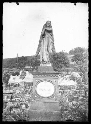 Grabdenkmal für Anna Dorothea Wettengel, mit Engelsfigur