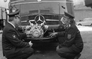Übergabe eines Feuerwehrwagens an die Freiwillige Feuerwehr Geising