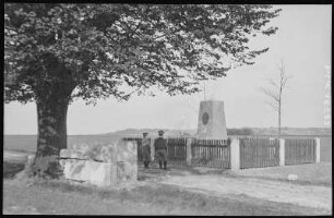 Niederschöna. Fliegerdenkmal