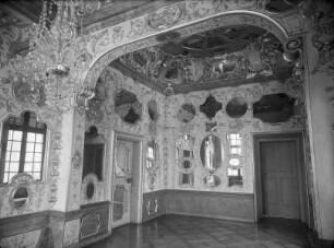 Residenzschloss Ludwigsburg — Altes Corps de logis — Paradeappartement Herzog Eberhard Ludwigs — Schlafgemach & Raum 200