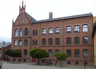 Nauen, Martin-Luther-Platz 2