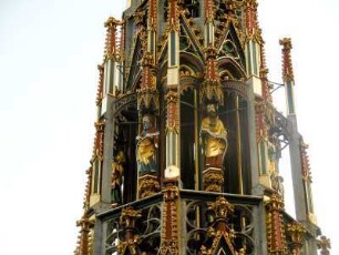 Nürnberg: Schöner Brunnen