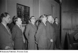 Schwedische Delegation im Georgi-Dimitroff-Museum (heutiges Bundesverwaltungsgericht)