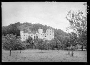 Österreich. Schloss Frauenstein