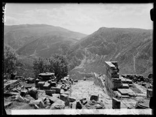 Delphi, in den Ruinen