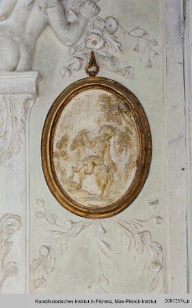 Stuckreliefs mit Puttendarstellungen : Putto, auf einer Ziege reitend