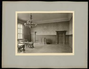 Gemeinde- und Hilfsschule in der Straßmannstraße, Berlin: Innenansicht Aula (?)
