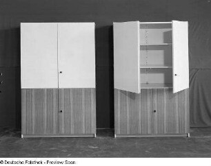 Schrank : Schulmöbel. Zwei Schränke (1972)