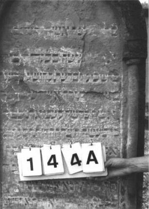 Grabstein 144A