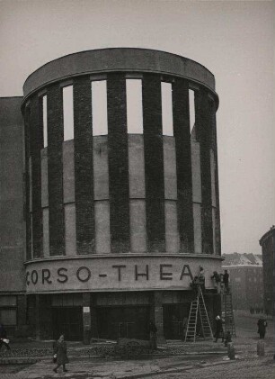 Corso Theater Aussenfront