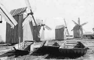 Satul Romanesti, Bukaresti: Reihe Windmühlen am Fluß Siret