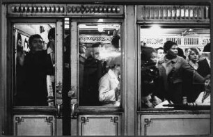 Menschen in der Metro, Paris