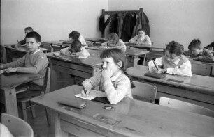 Aufnahmeprüfung im Bismarckgymnasium für die künftigen Sextaner.