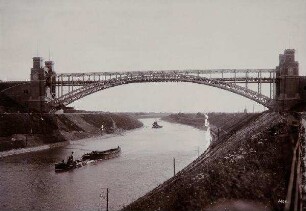Die Hochbrücke bei Levensau