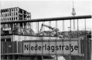 Abriss des DDR-Außenministeriums