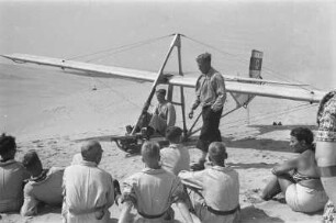 Segelflugzeug : Vorbesprechung eines Segelflugs am Kurischen Haff.