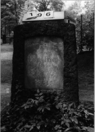 Grabstein 196