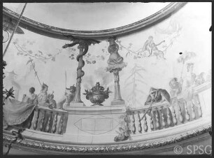 Potsdam, Chinesisches Teehaus, Rundsaal, Wandmalerei unterhalb der Laterne.