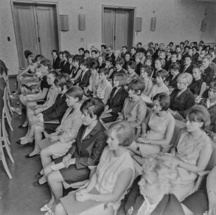 Sorbisches Institut für Lehrerbildung Entlassung