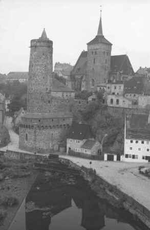Bautzen: Blick von der Brücke auf alte Türme