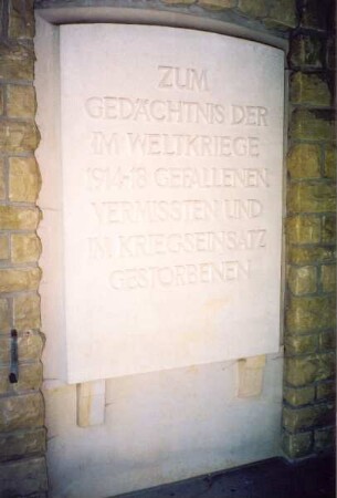 Gedenktafel für Gefallene des Ersten Weltkriegs 1914 - 1918. Detmold. Friedhofskapelle Hiddesen