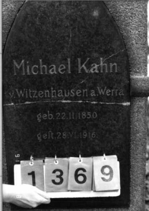Grabstein 1369 [Hahn S. 113 Grab-Nr. 1926]: Grabstein 1369 (Detailaufnahme) [Hahn S. 113 Grab-Nr. 1926]