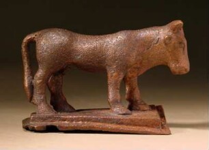 Archaische Statuette eines Stiers