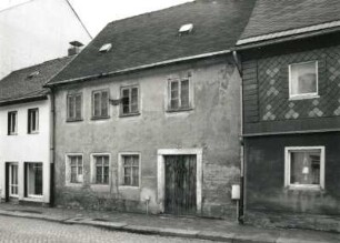 Neustadt in Sachsen, Bahnhofstraße 21. Wohnhaus (1801/1850)