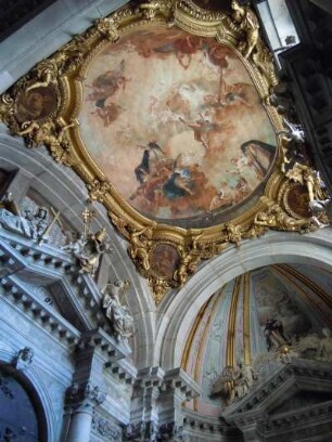 Venedig - Deckengemälde einer Seitenkapelle : Aufgenommen am 24. Juni 2010 in der Dogen-Grabeskirche San Giovanni e Paolo in Venedig